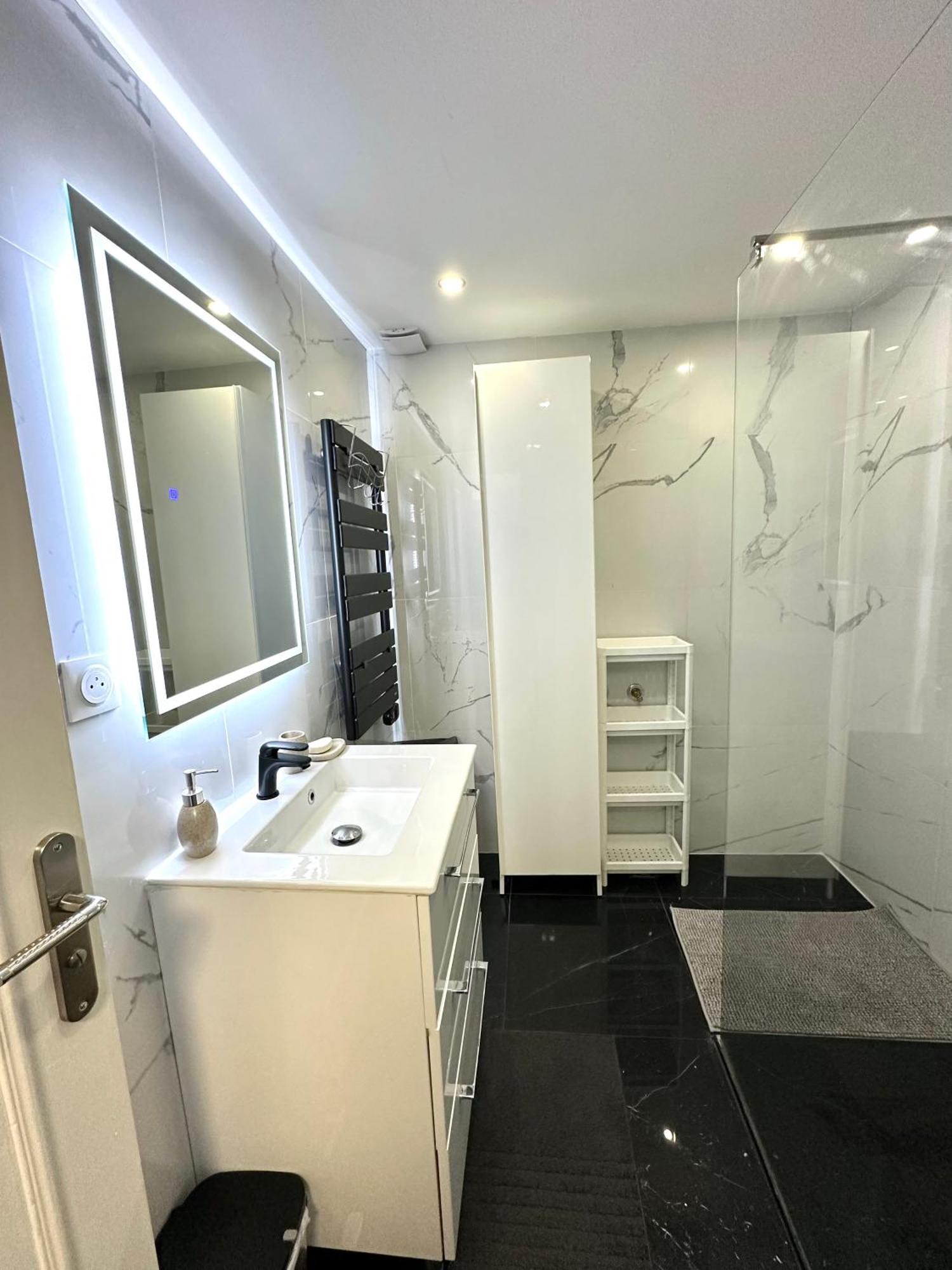 Une Belle Maison Avec 2 Chambre Croix Kültér fotó